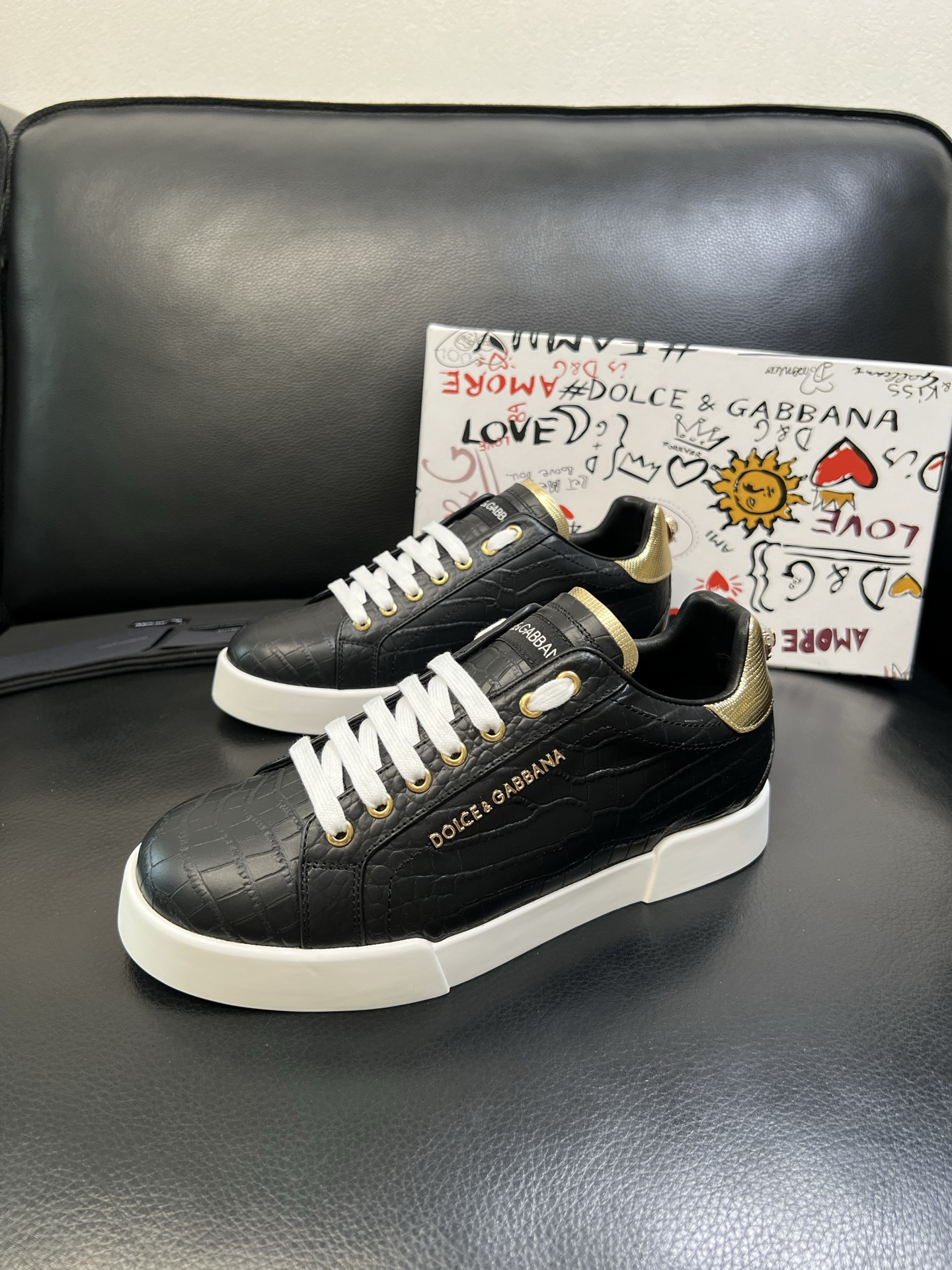 olce & Gabbana shoe